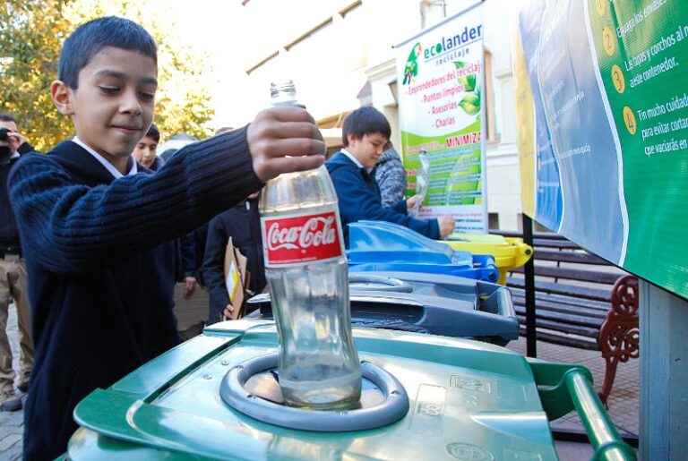 imagenes-de-personas-reciclando