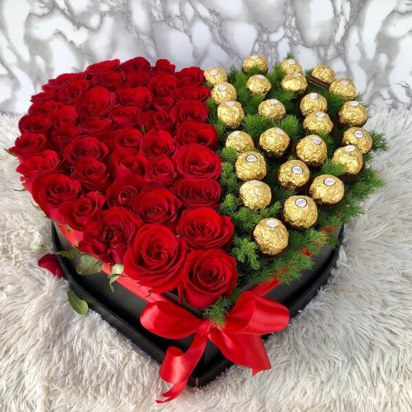 elegante-arreglos-florales-forma-de-corazon