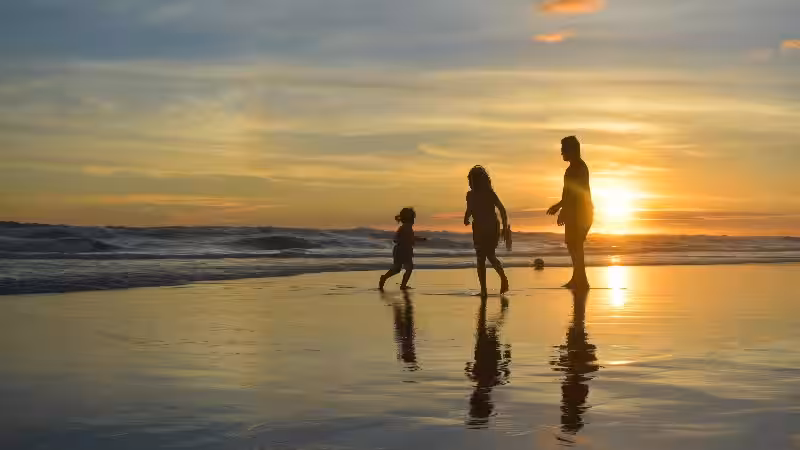 viaje_a_la_playa_en_familia